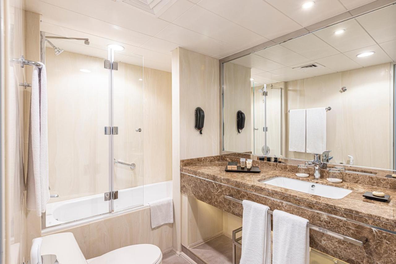 Golden Sands Suites Dubaï Extérieur photo