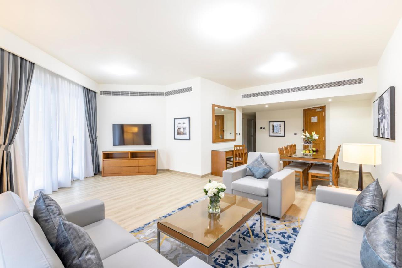 Golden Sands Suites Dubaï Extérieur photo