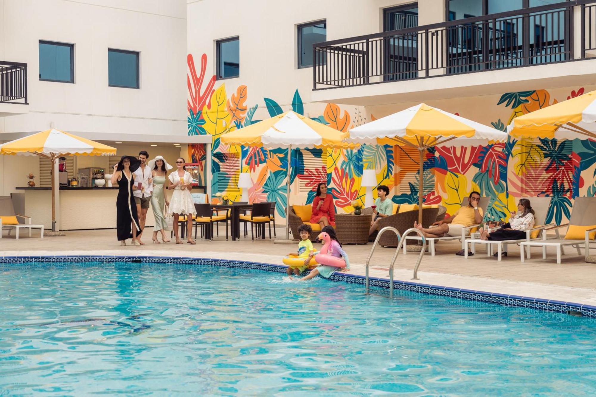 Golden Sands Suites Dubaï Extérieur photo